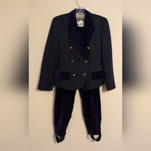Elegant Navy Double-Breasted Suit